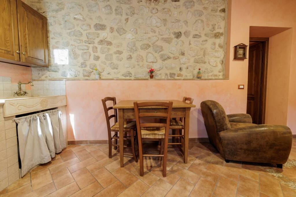 Appartamento Venturini Trevi Buitenkant foto